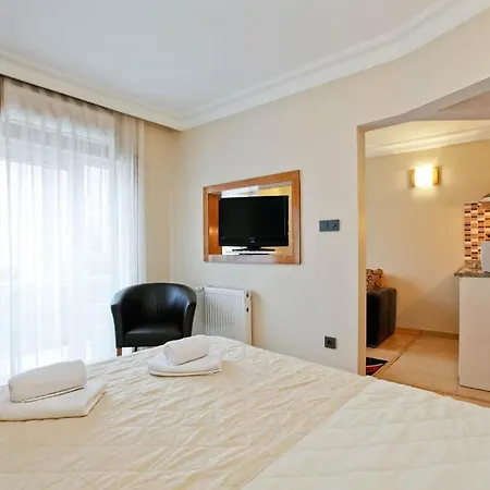 Royem Suites Appart hôtel 3*