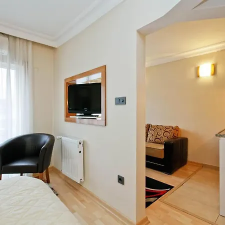 Апарт-отель Royem Suites