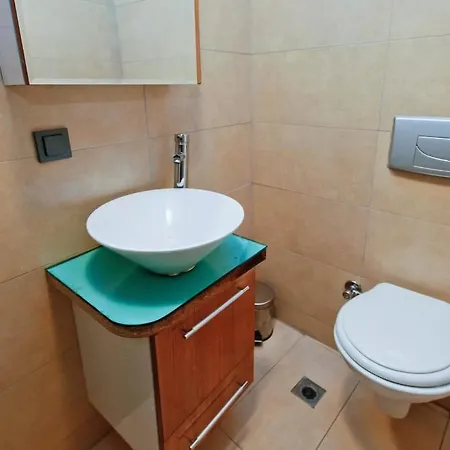 Royem Suites 3*